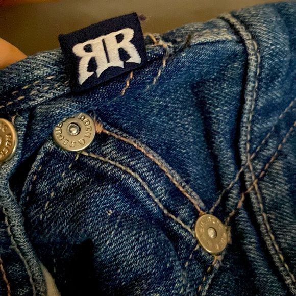 Rock and Republic Flared Jeans - Picture 7 of 12